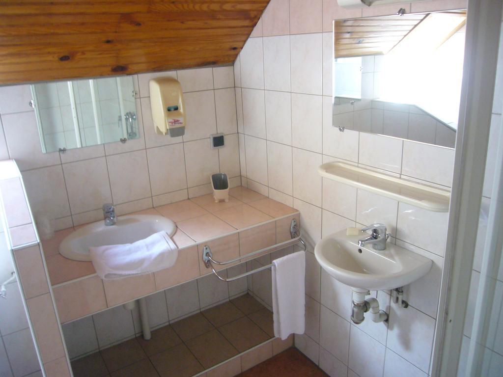 Le Relais du Lac Le Lauzet-Ubaye Chambre photo